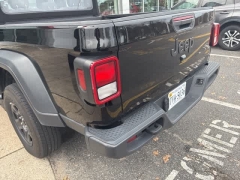 Used 2024  Jeep Gladiator Sport 4x4 at CarloanExpress&period;Com near Hampton&comma; VA