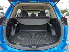 Used 2018  Toyota RAV4 FWD &lpar;Natl&rpar; at CarloanExpress&period;Com near Hampton&comma; VA
