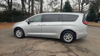 Used 2023  Chrysler Pacifica Touring L FWD at CarloanExpress&period;Com near Hampton&comma; VA