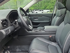 New 2025  Honda Pilot Elite AWD at CarloanExpress.Com near Hampton, VA