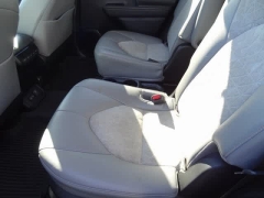 Used 2023  Toyota Highlander Hybrid Bronze Edition AWD at CarloanExpress.Com near Hampton, VA