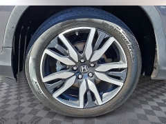 Used 2022  Honda Pilot Touring 7-Passenger AWD at CarloanExpress&period;Com near Hampton&comma; VA