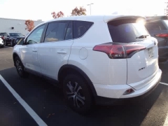 Used 2017  Toyota RAV4 4d SUV FWD LE at CarloanExpress.Com near Hampton, VA