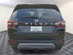 New 2026  Honda Pilot TrailSport AWD at CarloanExpress&period;Com near Hampton&comma; VA