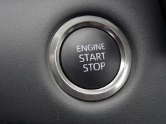 Used 2026  Toyota Highlander AWD &lpar;Natl&rpar; at CarloanExpress&period;Com near Hampton&comma; VA