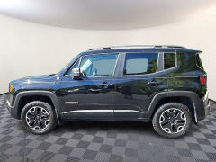 Used 2016  Jeep Renegade 4d SUV 4WD Trailhawk at CarloanExpress&period;Com near Hampton&comma; VA