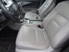 Used 2019  Honda Ridgeline Crew Cab AWD RTL at CarloanExpress&period;Com near Hampton&comma; VA