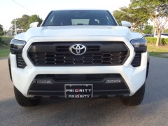 Used 2024  Toyota Tacoma 4WD Double Cab Bed &lpar;Natl&rpar; at CarloanExpress&period;Com near Hampton&comma; VA