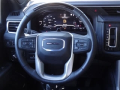 Used 2024  GMC Yukon 4WD 4dr Denali at CarloanExpress.Com near Hampton, VA