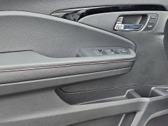 New 2026  Honda Ridgeline Black Edition Two-Tone AWD at CarloanExpress&period;Com near Hampton&comma; VA