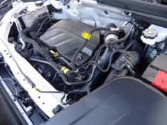 Used 2024  Chevrolet Trax FWD 4dr ACTIV at CarloanExpress.Com near Hampton, VA