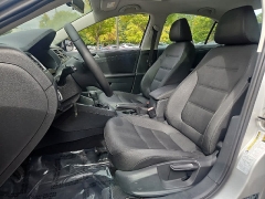 Used 2012  Volkswagen Jetta Sedan 4dr Auto SE PZEV at CarloanExpress&period;Com near Hampton&comma; VA