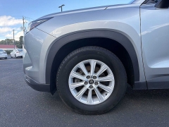 Used 2024  Toyota Grand Highlander AWD (Natl) at CarloanExpress.Com near Hampton, VA