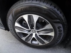 Used 2023  Toyota Highlander FWD &lpar;Natl&rpar; at CarloanExpress&period;Com near Hampton&comma; VA