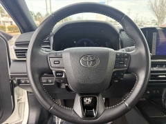 Used 2025  Toyota Camry &lpar;Natl&rpar; at CarloanExpress&period;Com near Hampton&comma; VA