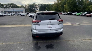 Used 2024  Nissan Rogue AWD SV at CarloanExpress.Com near Hampton, VA