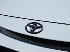 Used 2021  Toyota Corolla CVT &lpar;Natl&rpar; at CarloanExpress&period;Com near Hampton&comma; VA
