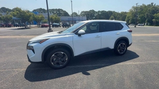 Used 2024  Nissan Rogue FWD SV at CarloanExpress&period;Com near Hampton&comma; VA