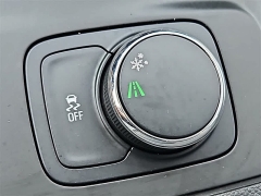 Used 2020  Chevrolet Traverse 4d SUV FWD LT Cloth w&sol;1LT at CarloanExpress&period;Com near Hampton&comma; VA