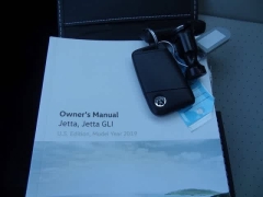 Used 2019  Volkswagen Jetta Auto w/ULEV at CarloanExpress.Com near Hampton, VA