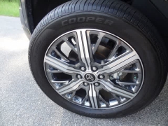 Used 2023  Toyota Tundra Hybrid 4WD Capstone CrewMax 5&period;5ft Bed at CarloanExpress&period;Com near Hampton&comma; VA