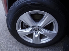 Used 2023  Toyota Highlander FWD &lpar;Natl&rpar; at CarloanExpress&period;Com near Hampton&comma; VA