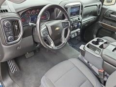 Used 2019  Chevrolet Silverado 1500 4WD Crew Cab 147" LT at CarloanExpress.Com near Hampton, VA