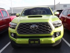 Used 2023  Toyota Tacoma 4WD Double Cab 5' Bed V6 (Natl) at CarloanExpress.Com near Hampton, VA