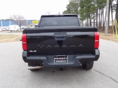 Used 2024  Toyota Tacoma 4WD Double Cab Bed &lpar;Natl&rpar; at CarloanExpress&period;Com near Hampton&comma; VA