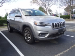 Used 2020  Jeep Cherokee Latitude Plus 4x4 at CarloanExpress&period;Com near Hampton&comma; VA