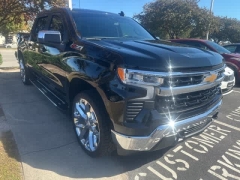 Used 2024  Chevrolet Silverado 1500 4WD Crew Cab 147" LT w/1LT at CarloanExpress.Com near Hampton, VA