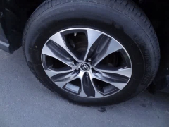 Used 2023  Toyota Highlander FWD &lpar;Natl&rpar; at CarloanExpress&period;Com near Hampton&comma; VA