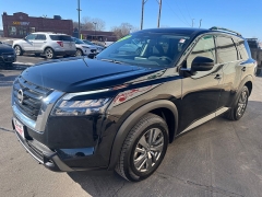 Used 2024  Nissan Pathfinder SV 4WD at Keenan's Cherryland near Holmen&comma; WI