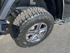 Used 2019  Jeep Wrangler Unlimited 4d SUV 4WD Rubicon at Keenan's Cherryland near Holmen&comma; WI