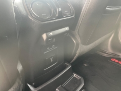Used 2019  Jeep Wrangler Unlimited 4d SUV 4WD Sahara at Keenan's Cherryland near Holmen&comma; WI