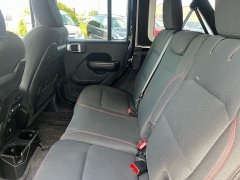 Used 2019  Jeep Wrangler Unlimited 4d SUV 4WD Rubicon at Keenan's Cherryland near Holmen&comma; WI