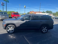 Used 2021  Jeep Grand Cherokee L Limited 4x4 at Keenan's Cherryland near Holmen&comma; WI