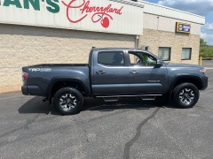 Used 2021  Toyota Tacoma 4WD TRD Off Road Double Cab 5ft Bed V6 AT at Keenan's Cherryland near Holmen&comma; WI