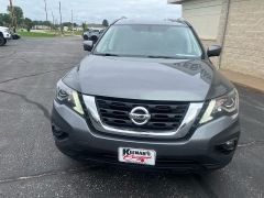 Used 2019  Nissan Pathfinder 4d SUV 4WD SL at Keenan's Cherryland near Holmen&comma; WI