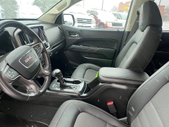 Used 2021  GMC Canyon 4WD Crew Cab 128" AT4 w&sol;Cloth at Keenan's Cherryland near Holmen&comma; WI