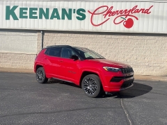 Used 2024  Jeep Compass Limited 4x4 at Keenan's Cherryland near Holmen&comma; WI