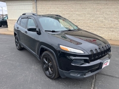Used 2017  Jeep Cherokee 4d SUV 4WD Sport V6 Altitude at Keenan's Cherryland near Holmen, WI