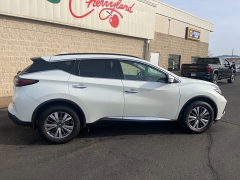 Used 2023  Nissan Murano AWD SV at Keenan's Cherryland near Holmen&comma; WI