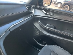 Used 2023  Jeep Grand Cherokee Laredo 4x4 at Keenan's Cherryland near Holmen&comma; WI