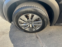 Used 2024  Nissan Pathfinder SV 4WD at Keenan's Cherryland near Holmen&comma; WI