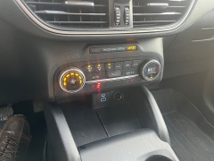 Used 2020  Ford Escape 4d SUV FWD SE at Keenan's Cherryland near Holmen&comma; WI