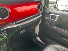 Used 2019  Jeep Wrangler Unlimited 4d SUV 4WD Rubicon at Keenan's Cherryland near Holmen&comma; WI