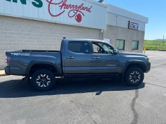 Used 2021  Toyota Tacoma 4WD TRD Off Road Double Cab 5ft Bed V6 AT at Keenan's Cherryland near Holmen&comma; WI