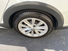 Used 2017  Volkswagen Golf Alltrack 4d Wagon TSI S 4motion Auto at Keenan's Cherryland near Holmen, WI