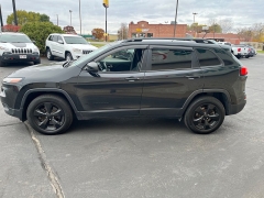 Used 2017  Jeep Cherokee 4d SUV 4WD Sport V6 Altitude at Keenan's Cherryland near Holmen, WI